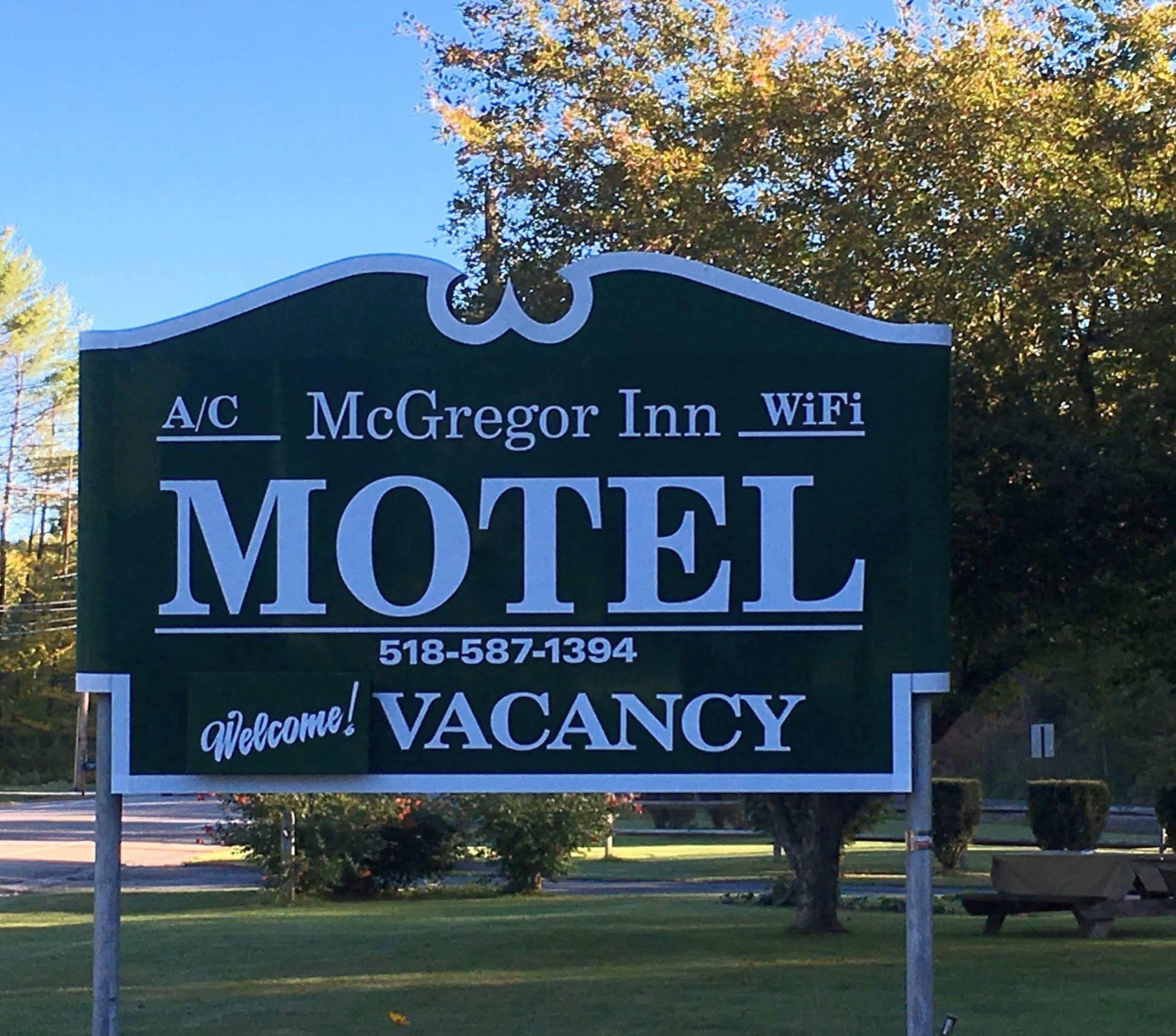 Mcgregor Inn Motel Wilton Exteriör bild